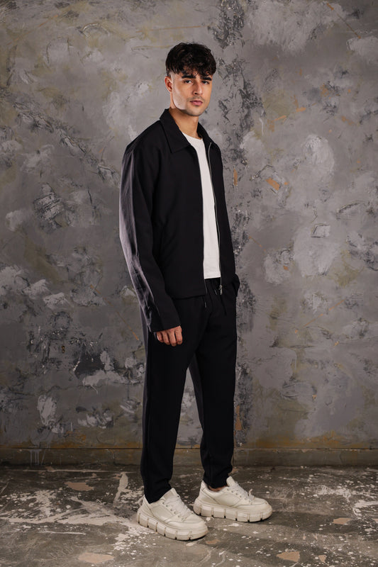 Black Essential Set