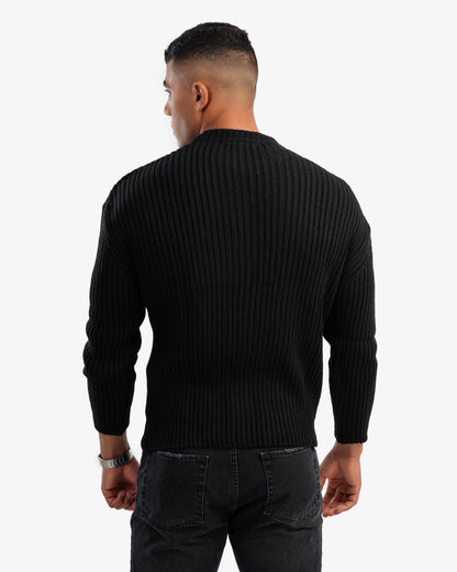 Men's Crew Neck Ripped Pullover In Black