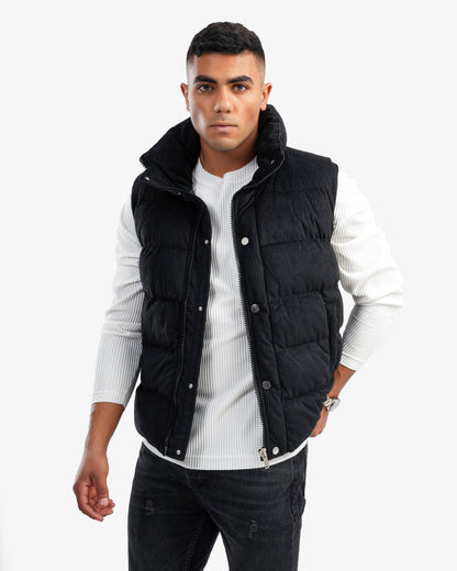 Men's High Collar Puffer Vest In Black