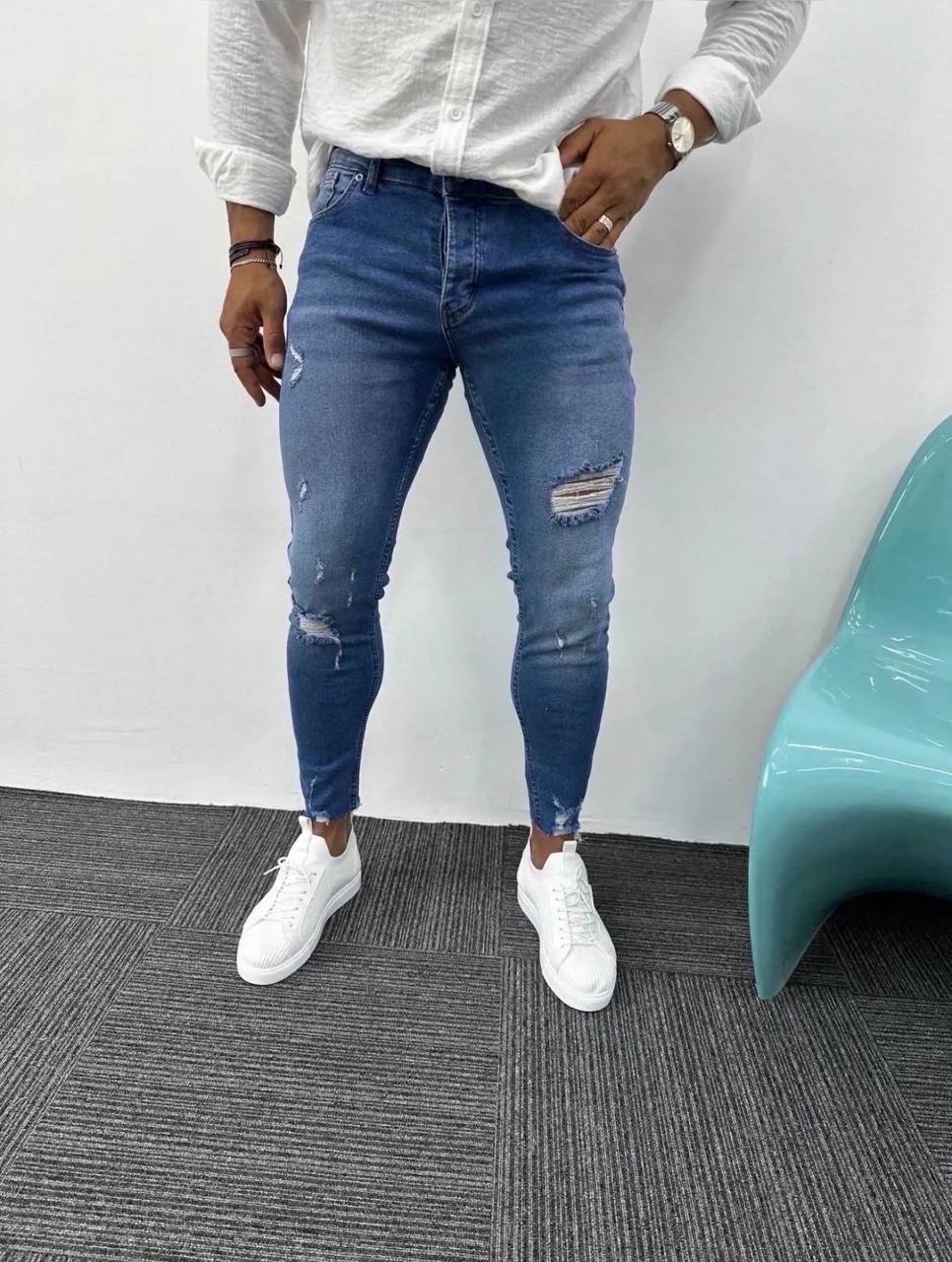 Men’s Slim Fit Cut Denim Trousers In Blue